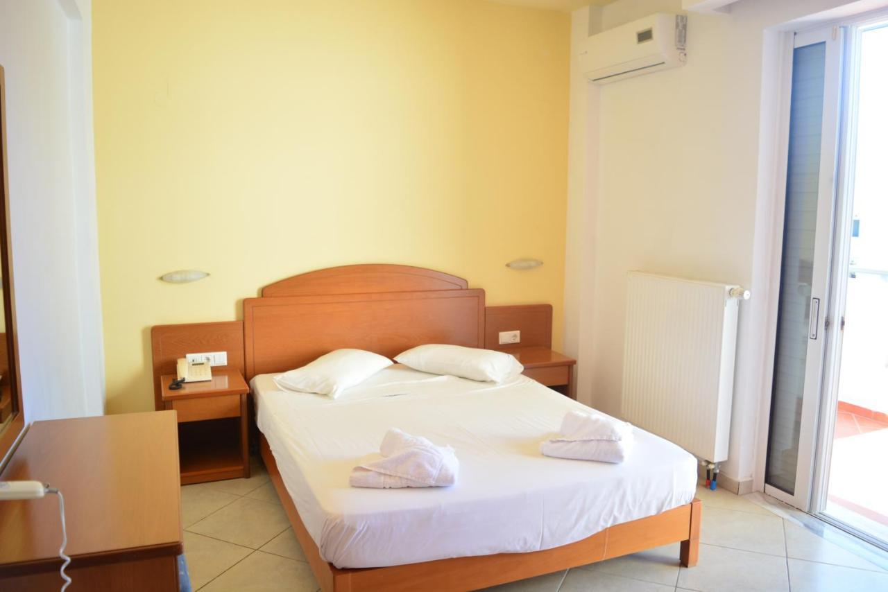 Krini Beach Hotel Sfáka Eksteriør bilde